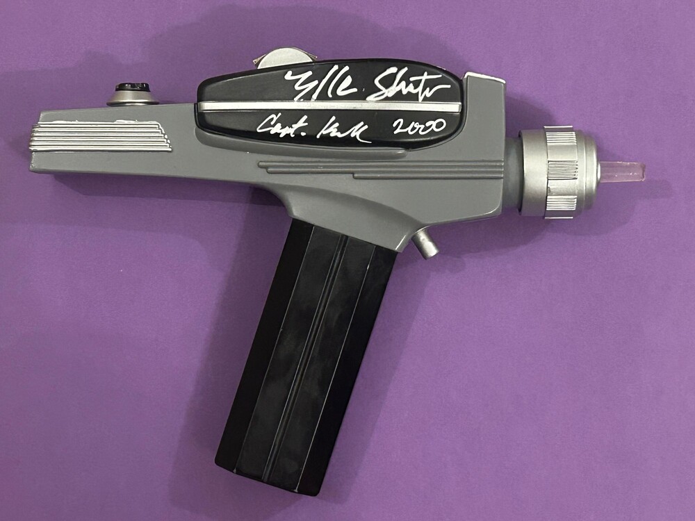 William Shatner Signed Star Trek TOS Type-2 Phaser Prop Replica - Capt Kirk 2000